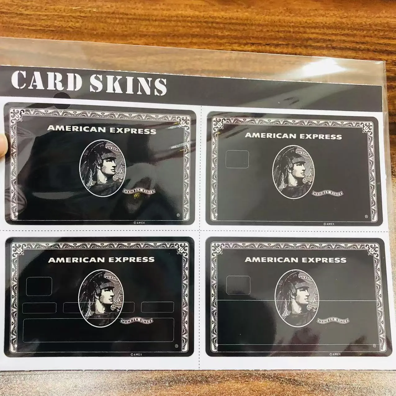 Aqui você pode encontrar os adesivos de cartão de crédito que deseja