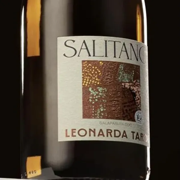 Rótulo de vinho tinto